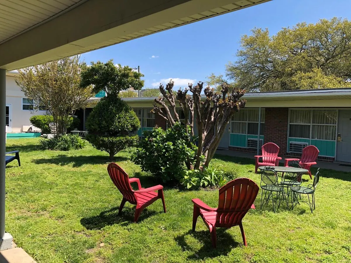 ** Motel Bay Inn Hotel United States